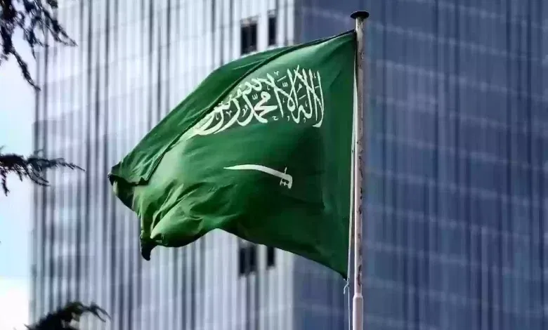 السعودية تعلن عن 10 مهن لا تحتاج لكفيل وهذه التفاصيل