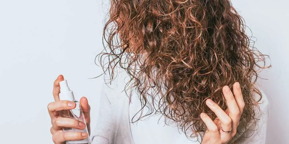 أشهر الزيوت لفرد وتنعيم الشعر التالف والهايش