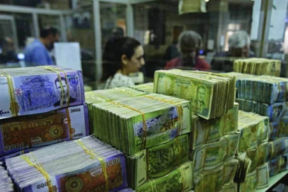 سوريا تخطط لحذف صفرين من عملتها لتحقيق الاستقرار الاقتصادي