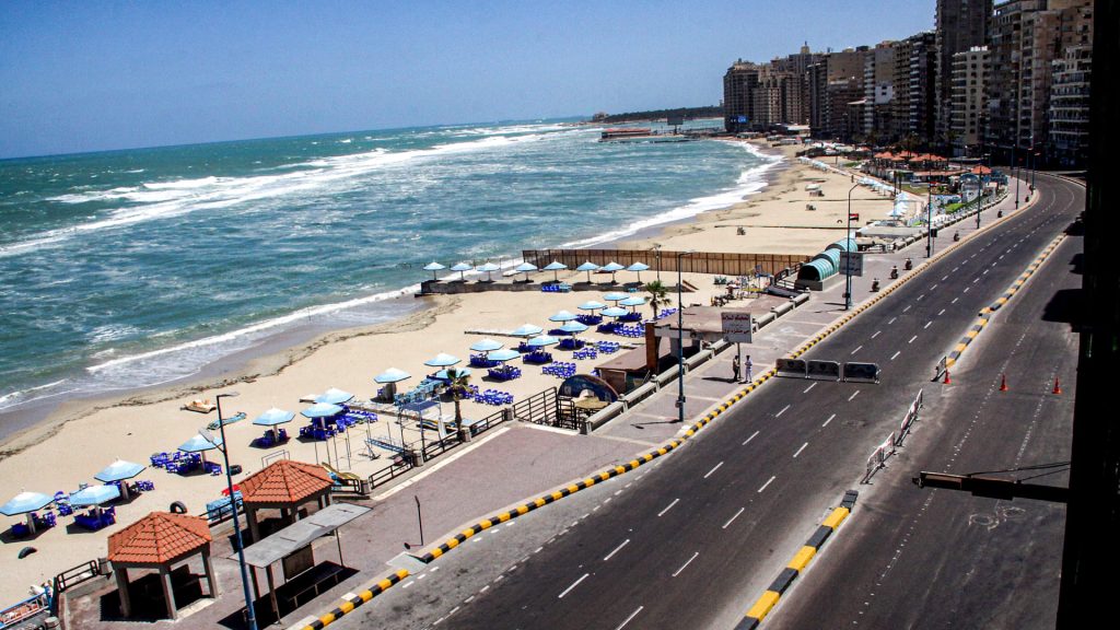 مطاردة شرطة في الإسكندرية لسائق متورط في حوادث مرورية